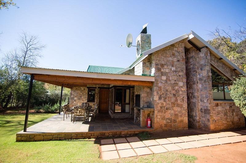 Big Oak Cottages Dullstroom Dış mekan fotoğraf